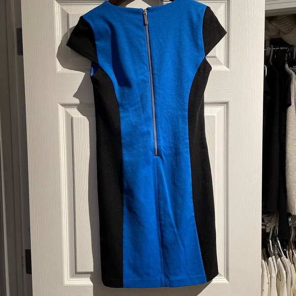 Michael Kors colour block dress. - Picture 2 of 2